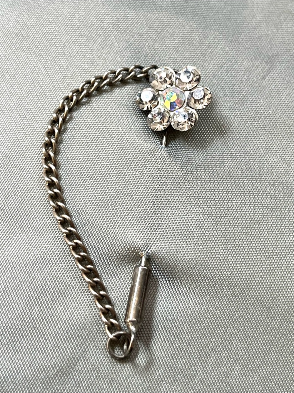Vintage Rhinestone Modesty Pin - Picture 7 of 9